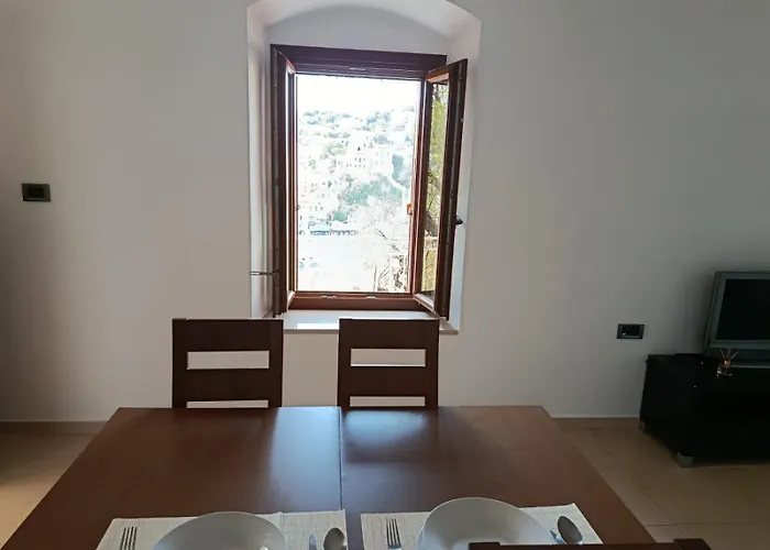 Doukissa's Apartman Szími